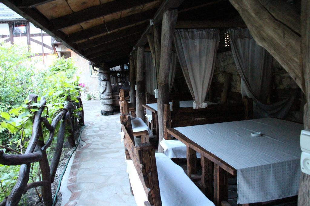 Eco Grill Hotel Restaurant Aquarius Lviv Exterior foto